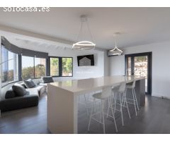 Villa Camilia - Un Sueño Mediterráneo con Vistas Inigualables al Mar