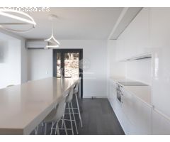 Villa Camilia - Un Sueño Mediterráneo con Vistas Inigualables al Mar