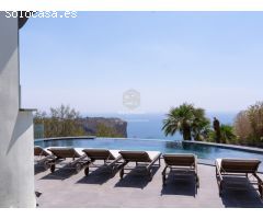 Villa Camilia - Un Sueño Mediterráneo con Vistas Inigualables al Mar