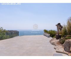Villa Camilia - Un Sueño Mediterráneo con Vistas Inigualables al Mar