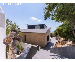 Villa Camilia - Un Sueño Mediterráneo con Vistas Inigualables al Mar