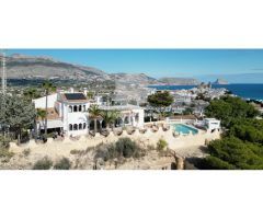 Exclusiva Villa Cerca de Altea: Un Refugio de Lujo y Confort