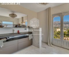 Exclusiva Villa Cerca de Altea: Un Refugio de Lujo y Confort
