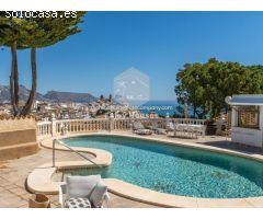 Exclusiva Villa Cerca de Altea: Un Refugio de Lujo y Confort