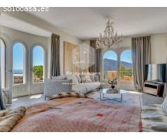Exclusiva Villa Cerca de Altea: Un Refugio de Lujo y Confort