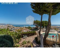 Exclusiva Villa Cerca de Altea: Un Refugio de Lujo y Confort