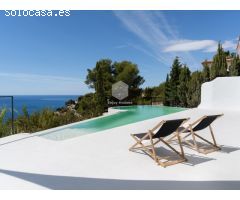 Villa Caleta - Estilo Ibicenco con Vistas Panorámicas al Mar Mediterráneo