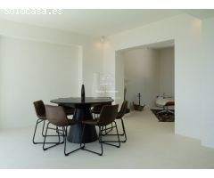 Villa Caleta - Estilo Ibicenco con Vistas Panorámicas al Mar Mediterráneo