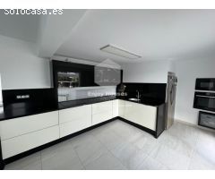 Elegante Villa en la Codiciada Zona de Moraira