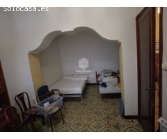 Encantadora casa adosada de época con infinitas posibilidades