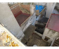 Encantadora casa adosada de época con infinitas posibilidades
