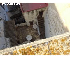 Encantadora casa adosada de época con infinitas posibilidades