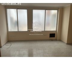 Codiciada Gema Urbana: Propiedad versátil en el corazón de Denia