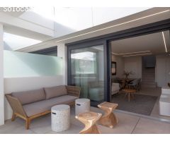 Moderno apartamento de 2 dormitorios con balcón privado