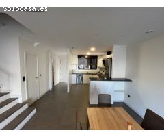 Adosado Contemporáneo con Piscina Privada en El Verger, Junto al Centro