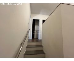 Adosado Contemporáneo con Piscina Privada en El Verger, Junto al Centro