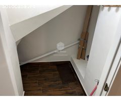 Adosado Contemporáneo con Piscina Privada en El Verger, Junto al Centro