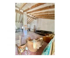 Excepcional Oportunidad de Inversión en el Casco Antiguo de Jávea