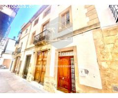 Excepcional Oportunidad de Inversión en el Casco Antiguo de Jávea