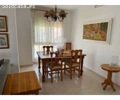 Luminoso y acogedor apartamento de 2 dormitorios con impresionantes vistas