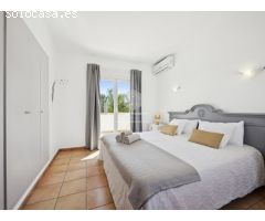 VILLA DE VACACIONES DE 3 DORMITORIOS EN JÁVEA € 427.500