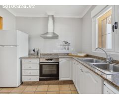 VILLA DE VACACIONES DE 3 DORMITORIOS EN JÁVEA € 427.500