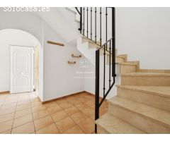 VILLA DE VACACIONES DE 3 DORMITORIOS EN JÁVEA € 427.500