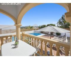 VILLA DE VACACIONES DE 3 DORMITORIOS EN JÁVEA € 427.500