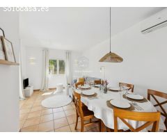 VILLA DE VACACIONES DE 3 DORMITORIOS EN JÁVEA € 427.500