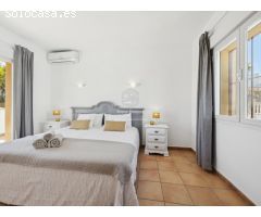 VILLA DE VACACIONES DE 3 DORMITORIOS EN JÁVEA € 427.500