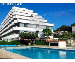 Moderno apartamento de 2 dormitorios con terraza cerca de la playa