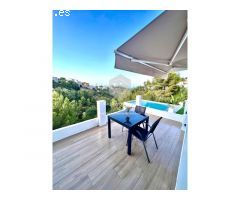 Villa de 4 habitaciones con fantásticas vistas abiertas al mar en El Montgó,