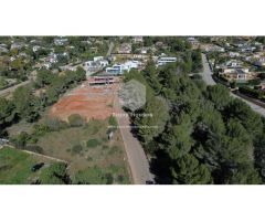 Oportunidad de Construcción en el Montgó - Parcela Amplia con Licencia Aprobada