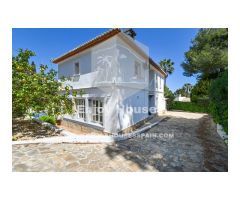 Villa Limon - Una lujosa villa de 4 dormitorios en Jávea