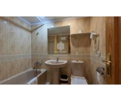 Apartamento de 2 dormitorios con balcón