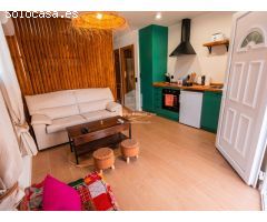 Elegante villa renovada con estudios de invitados a solo 2 km de la playa de