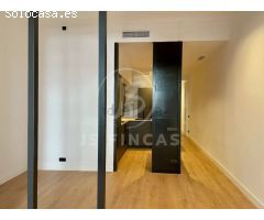 Piso en venta en calle de Tamarit Totalmente reformado