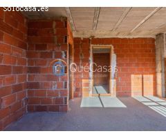 Terreno con edificio por terminar en Yeste, Albacete