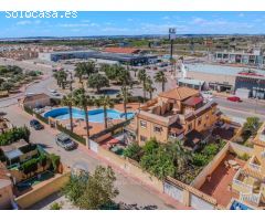 Precioso Chalet en Quad con Solárium en Ciudad Quesada