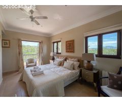 Impecable villa familiar con impresionantes vistas a la montaña y al campo de