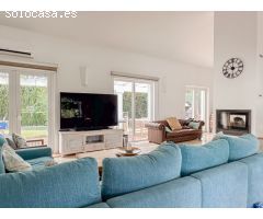 Villa Moderna en Venta en Sotogrande Costa, Zona B
