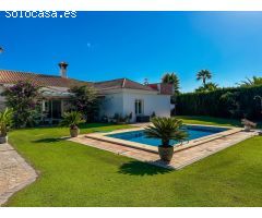 Villa Moderna en Venta en Sotogrande Costa, Zona B