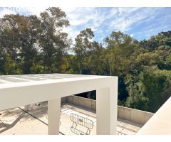 Villa contemporánea en construcción en un entorno muy bonitos de Sotogrande Alto