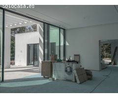 Villa contemporánea en construcción en un entorno muy bonitos de Sotogrande Alto
