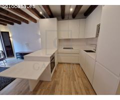 Ático de Ensueño en el Corazón del Barrio Gótico con terraza