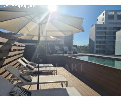 Ático Exclusivo en una Antigua Fábrica de Joyería con Terraza Privada