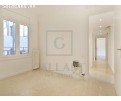 Luminoso y tranquilo piso de 5 habitaciones en el Eixample
