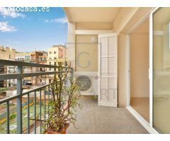 Luminoso y tranquilo piso de 5 habitaciones en el Eixample