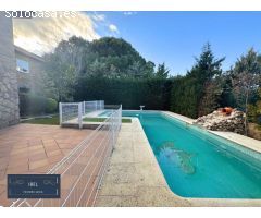 Chalet Independiente con Piscina