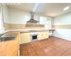 Chalet independiente en una planta en urbanización El Coto, El Casar